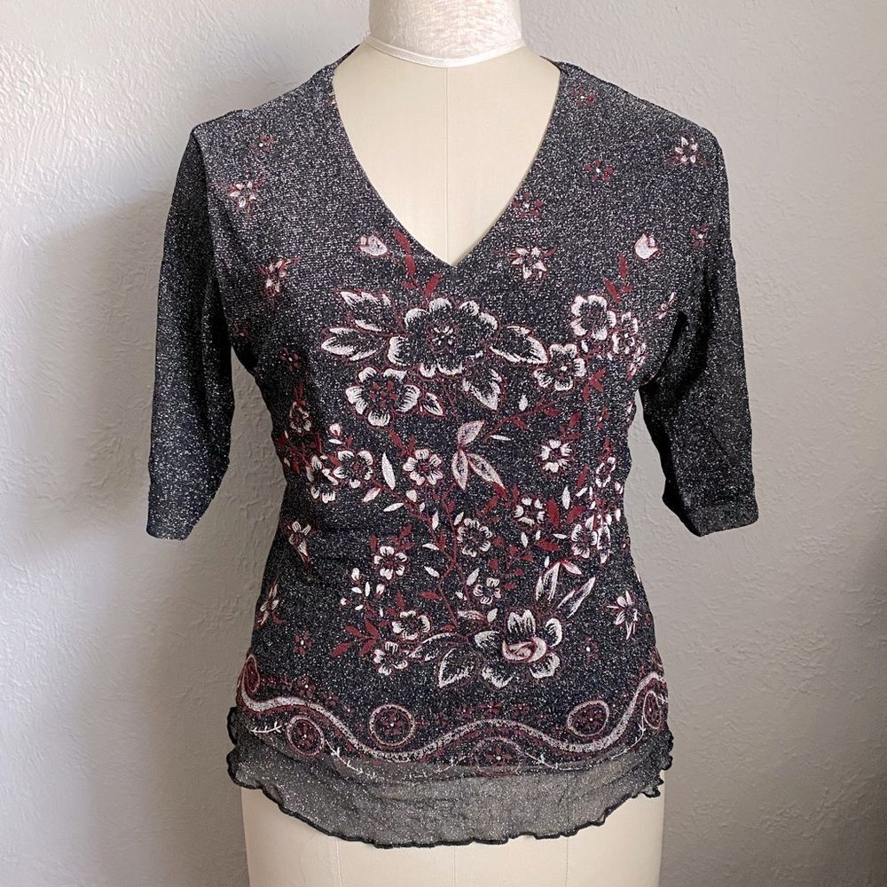 Louis Fashion Vintage Y2k V-Neck Floral Shimmer Top Gray And Red